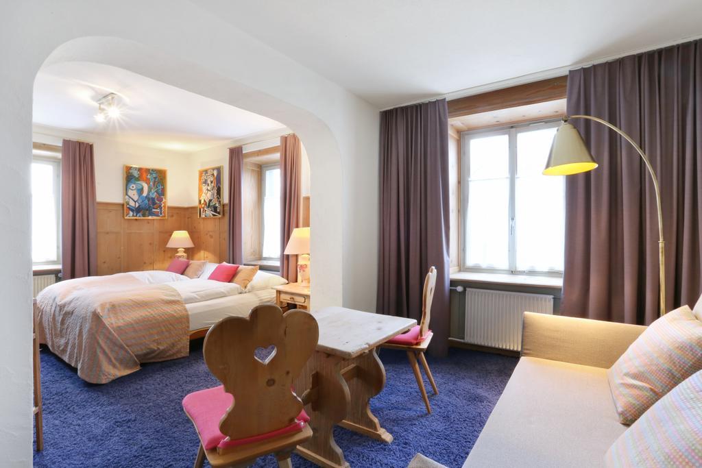 Hotel Posta Veglia Laax Habitación foto